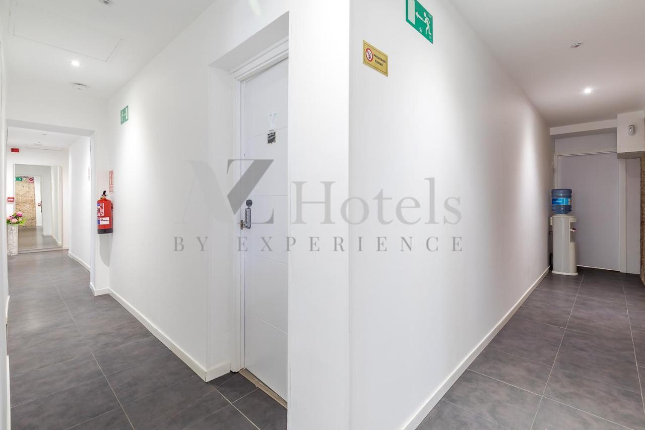 Ayz Juan De Mena - Auto Check-In Property Madrid Eksteriør billede